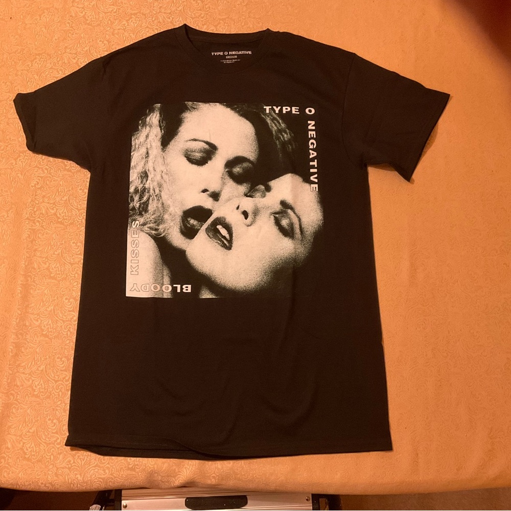 Type O Negative Bloody Kisses t shirt NWOT